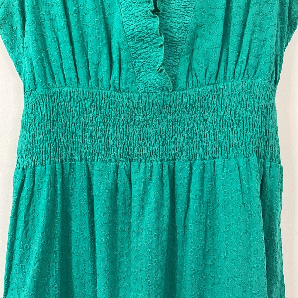 BCBG Paris Green V-Neck Cap Sleeve Tie Back Knee Length Dress 2 - Picture 6 of 11